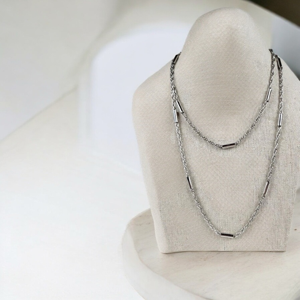 EUC~ Vintage Sarah Coventry Silver-Tone Wheat Chain Necklace 35.5”